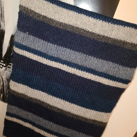 Woman's scarf winter - Picture 2 of 3